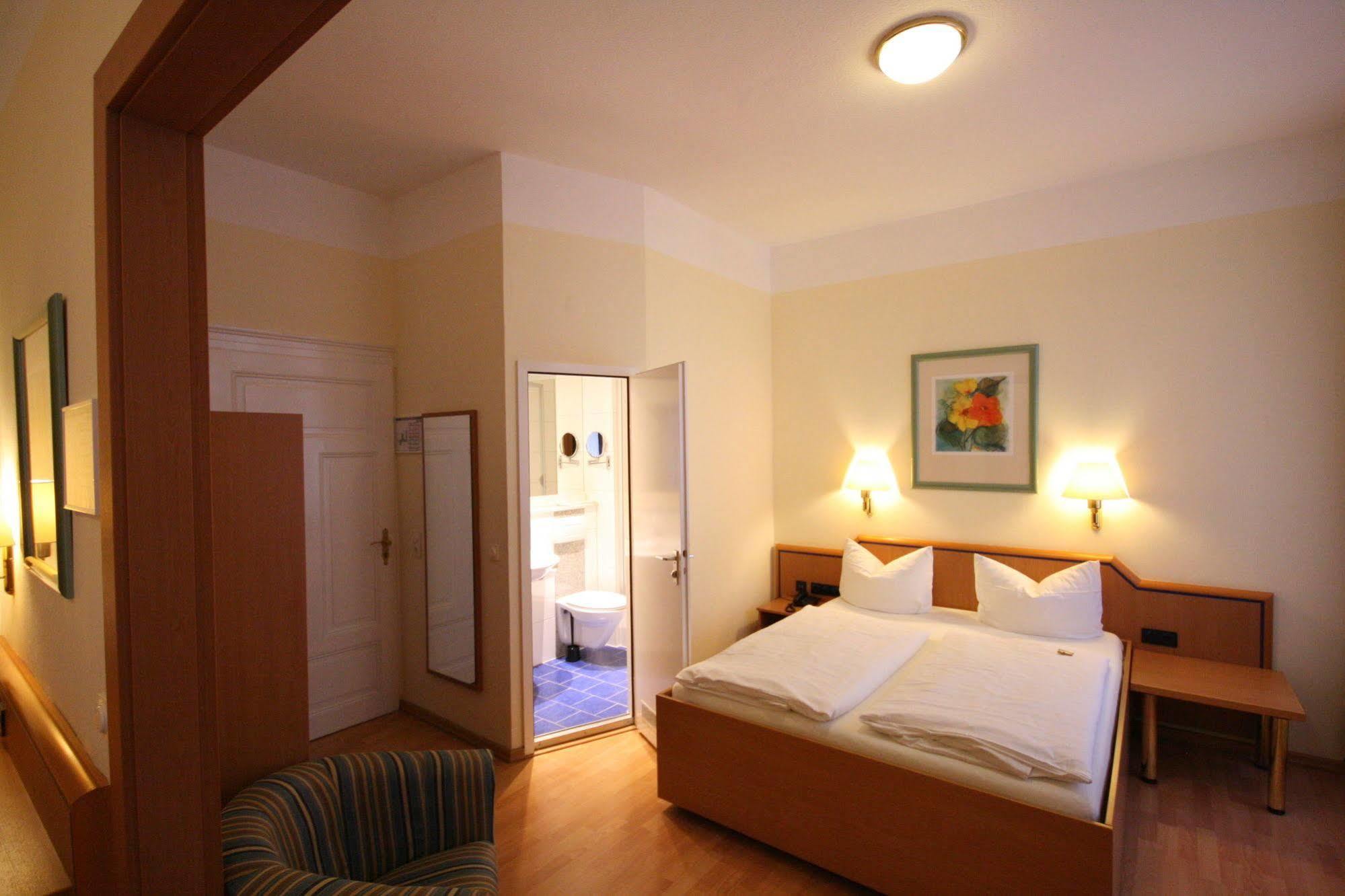 Altstadt Hotel Heidelberg Ngoại thất bức ảnh